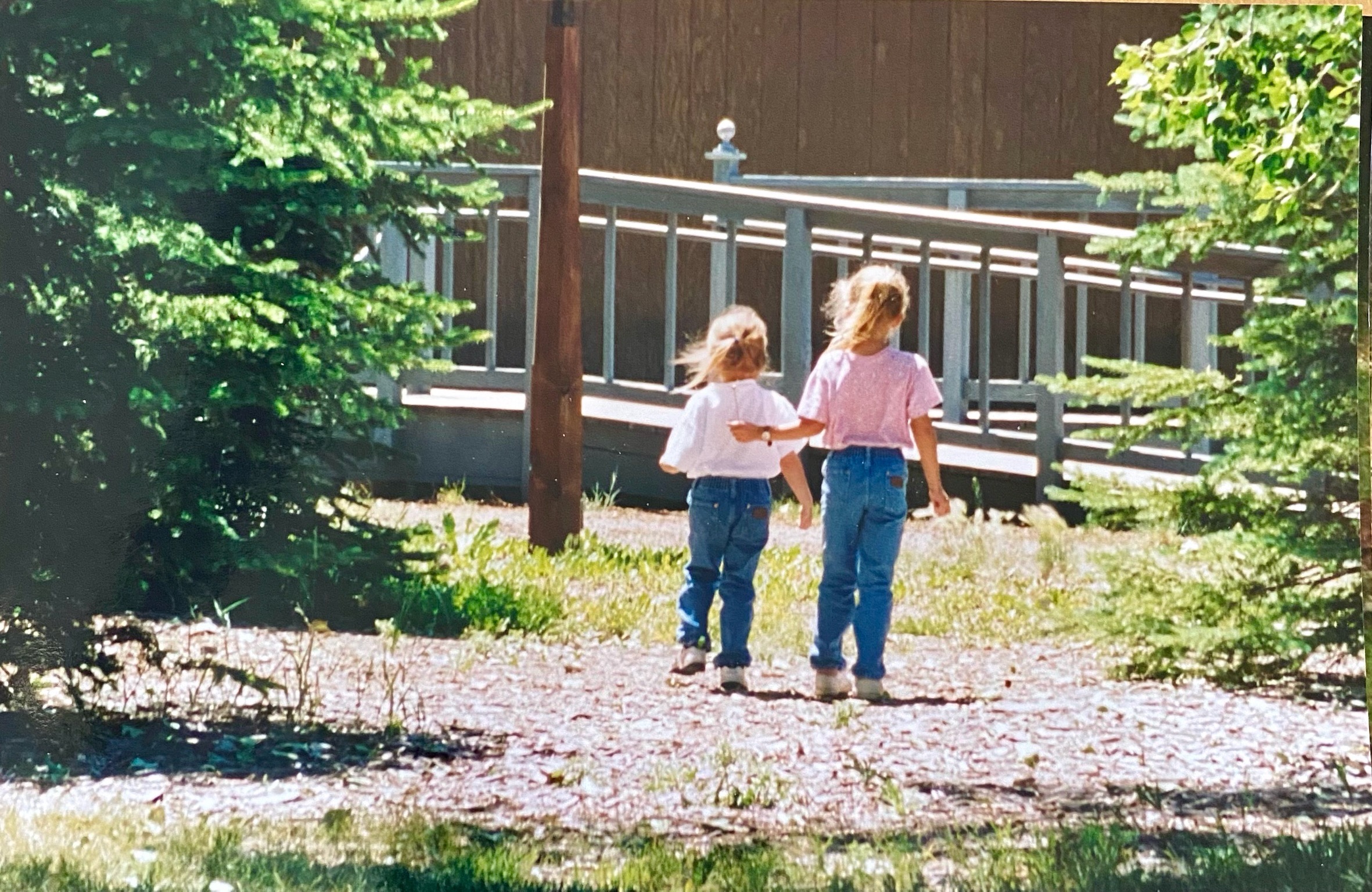 Dress Your Kids the Same Day